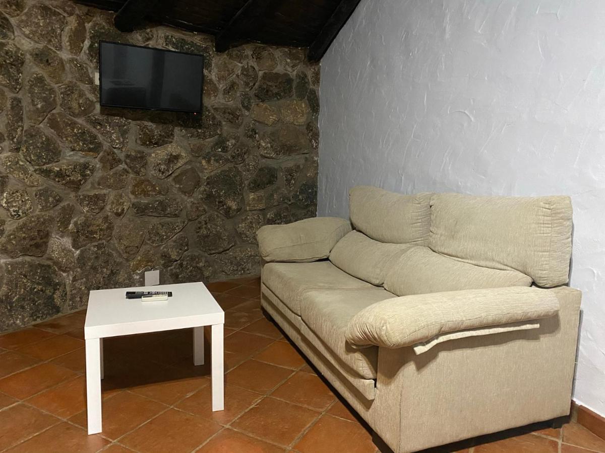 Complejo Rural El Prado Hotel Logrosan Exterior photo